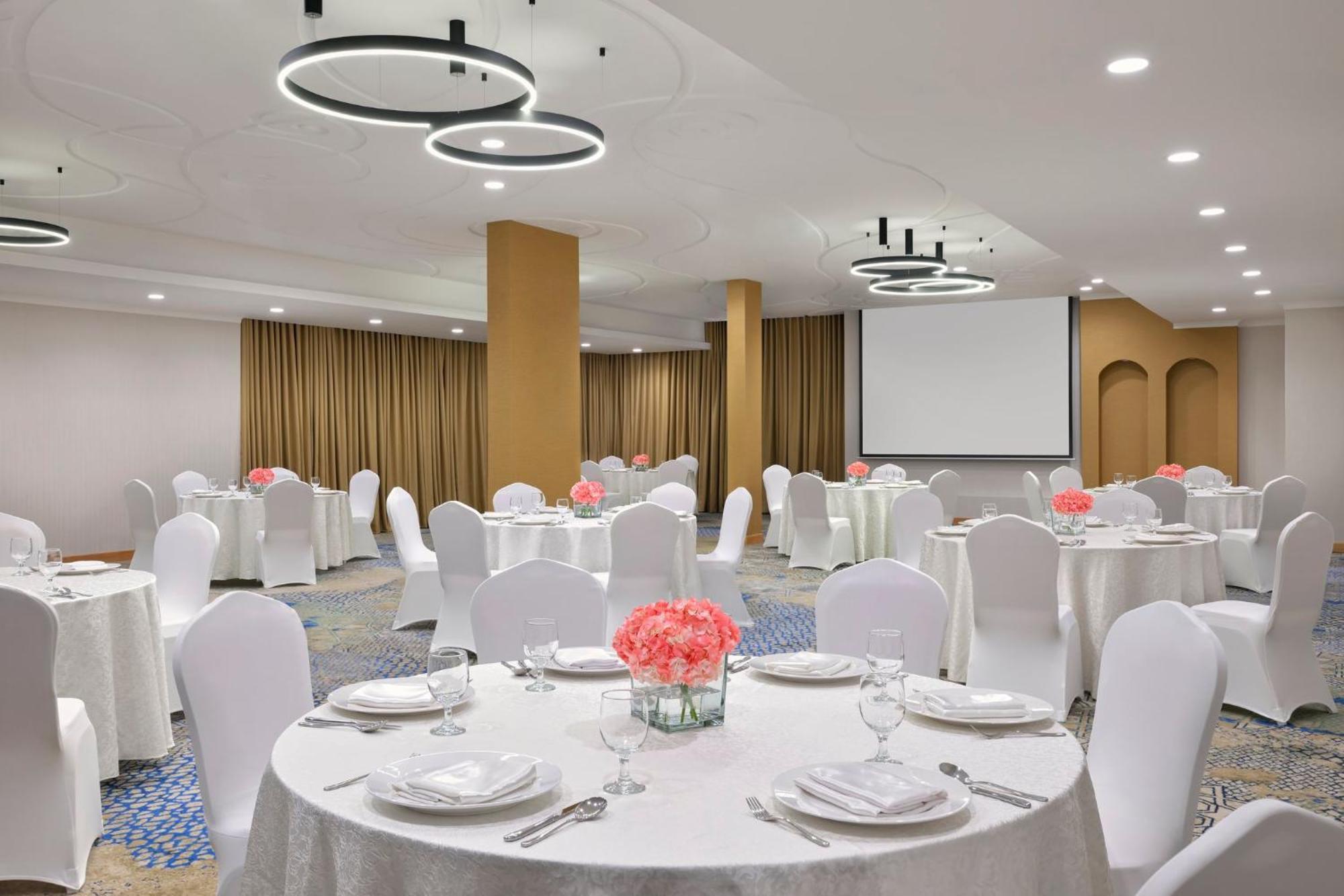 Holiday Inn Jeddah Corniche By Ihg Экстерьер фото
